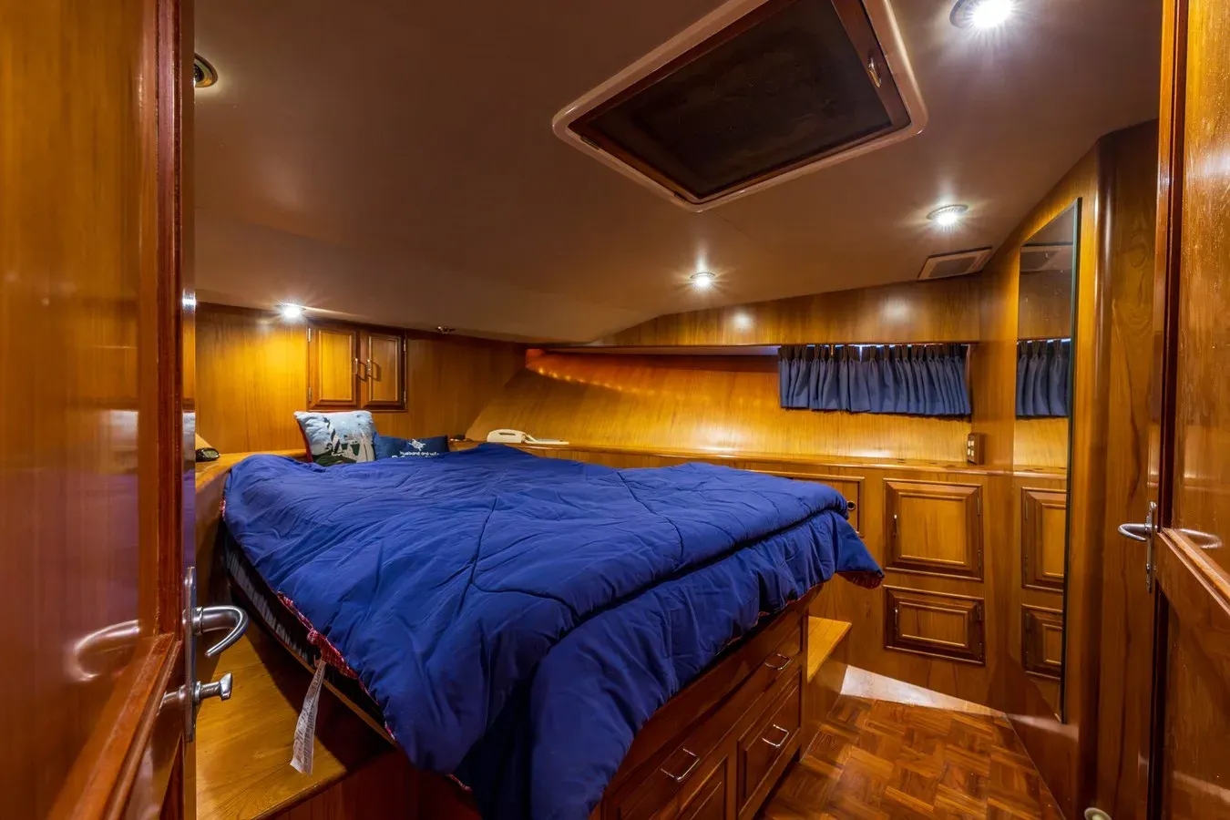 Buy a yacht Bella Luna - Ocean Alexander