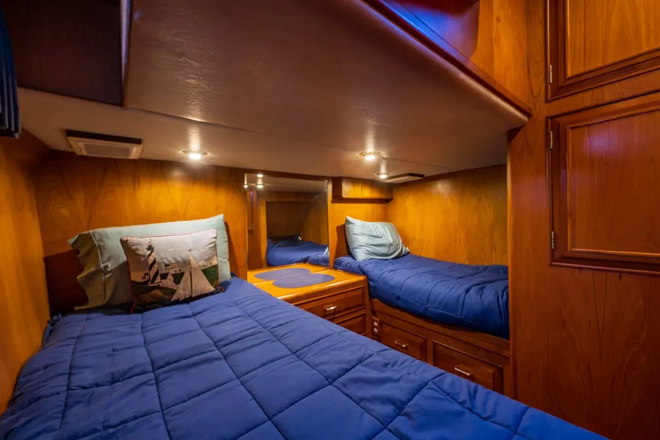 the best price on Bella Luna - Ocean Alexander