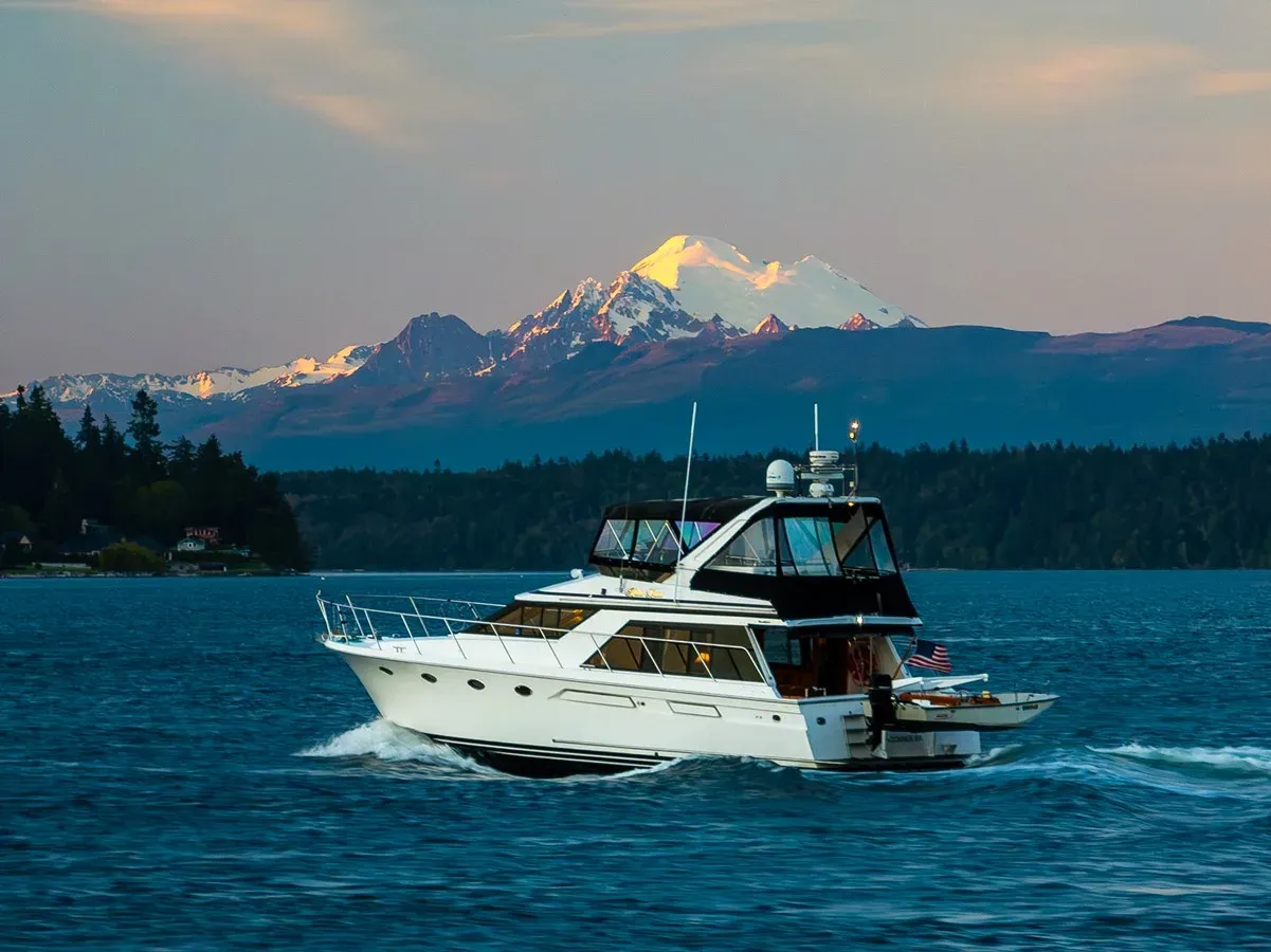 Buy a Bella Luna 48 Sedan at Shestakov Yacht Sales