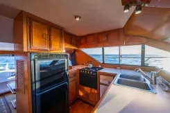 best yacht sales deals Bella Luna 48 Sedan