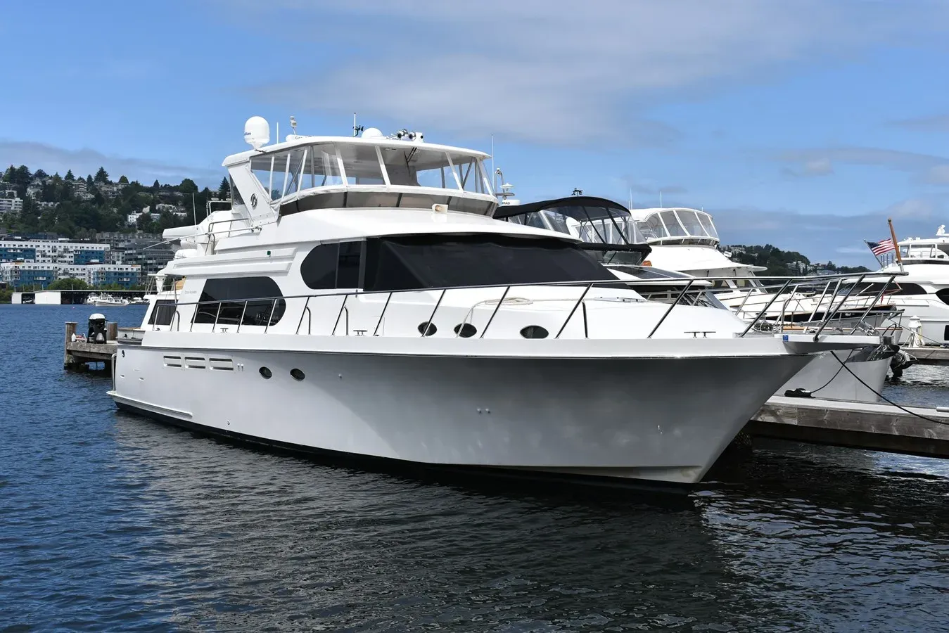 the best price on 64 Ocean Alexander