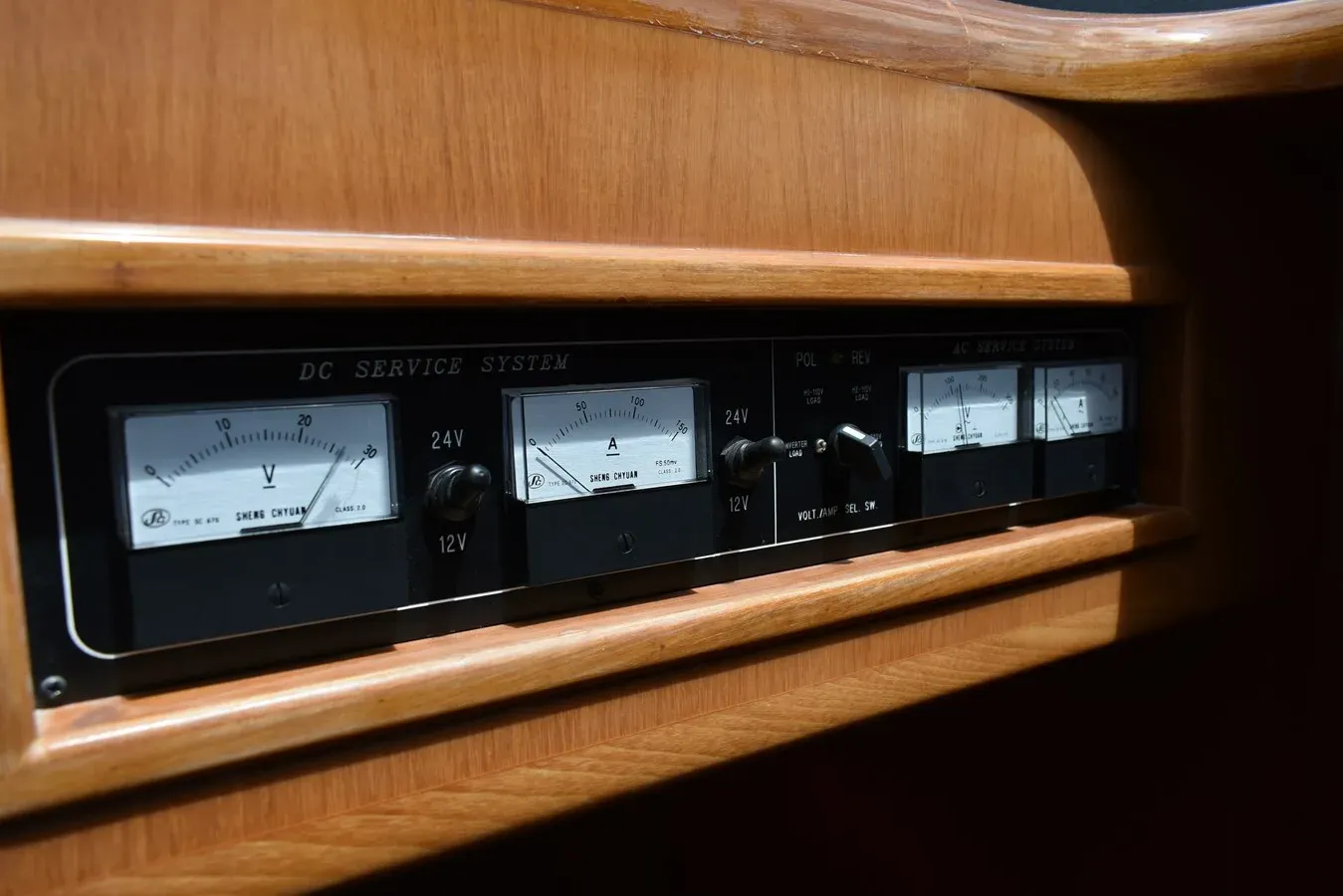 the best price on 64 Ocean Alexander 64 Pilothouse