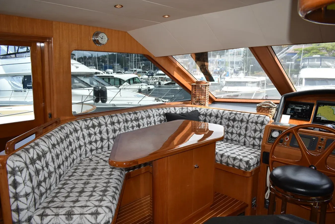 Buy a yacht 64 Ocean Alexander - Ocean Alexander