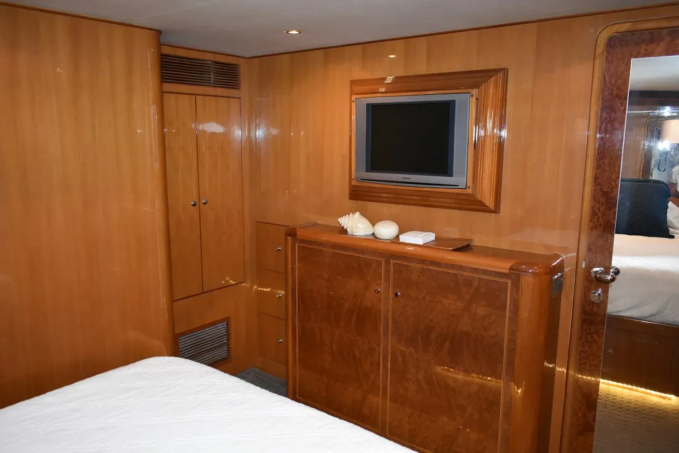 the best price on 64 Ocean Alexander - Ocean Alexander