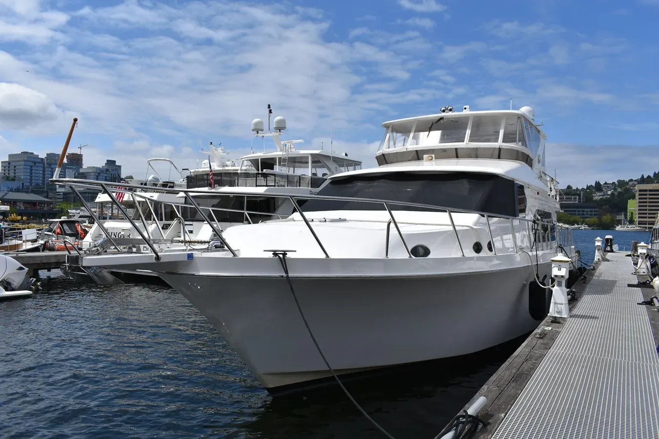 64 Ocean Alexander 64 Pilothouse price