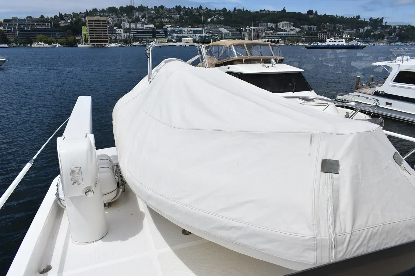 Buy a 64 Ocean Alexander - Ocean Alexander at Shestakov Yacht Sales