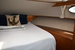 the best price on 64 Ocean Alexander
