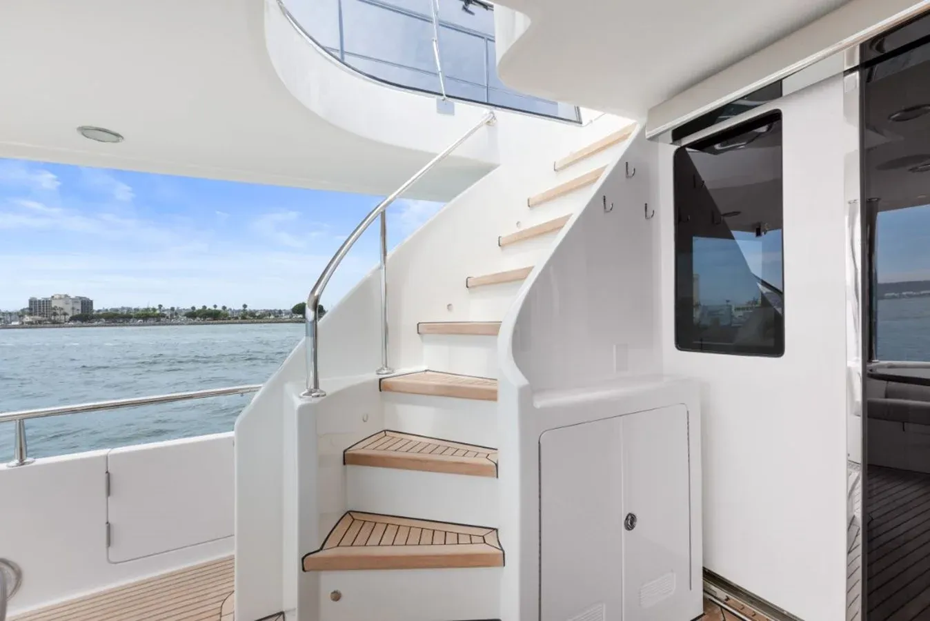 best yacht sales deals SEA GRACE - Ocean Alexander