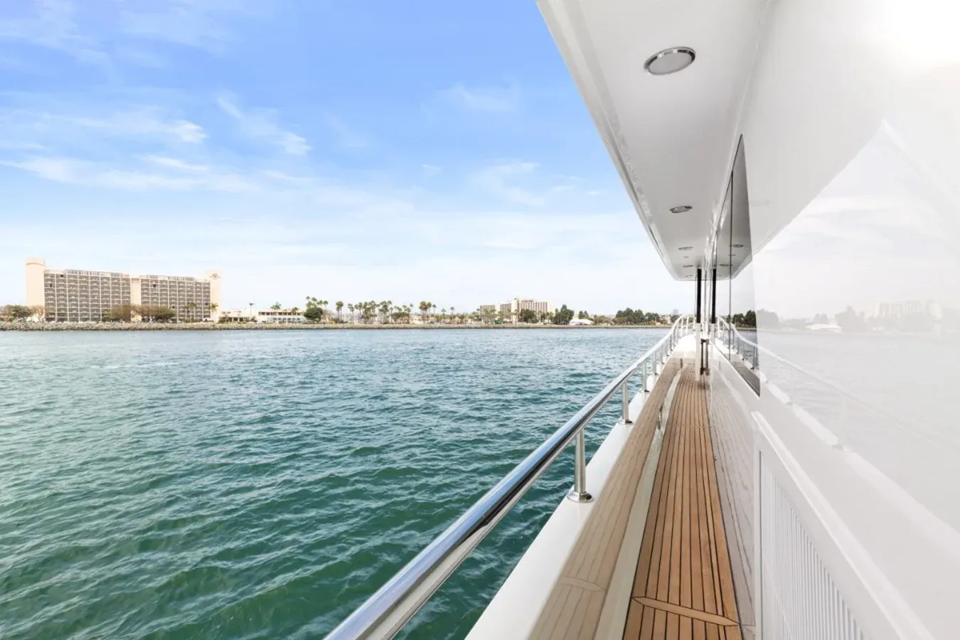 Buy a yacht SEA GRACE 2009