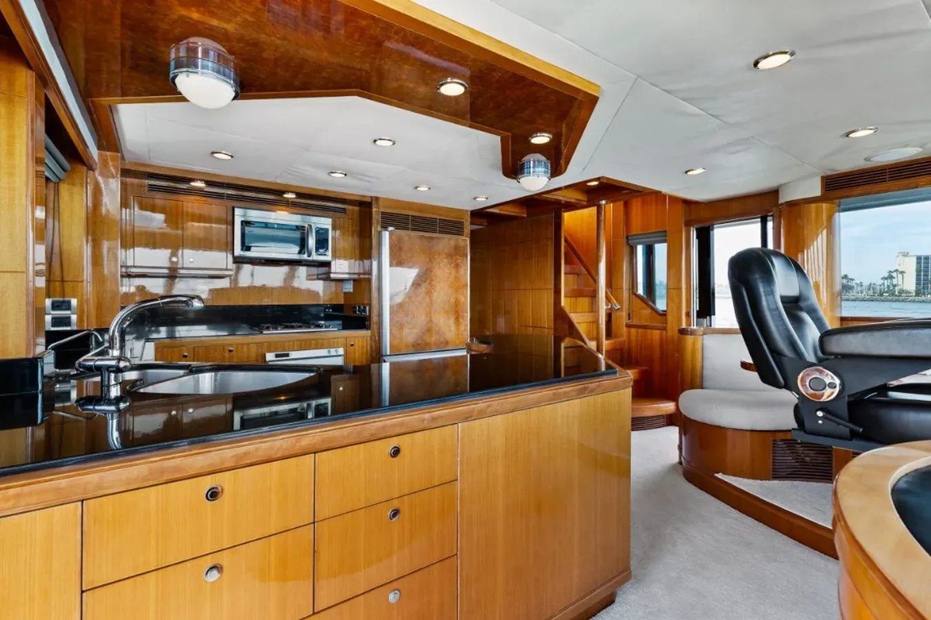 the best price on SEA GRACE 74