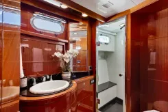 best yacht sales deals SEA GRACE 2009