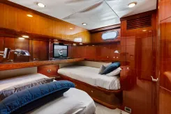 the best price on SEA GRACE 74 Flybridge