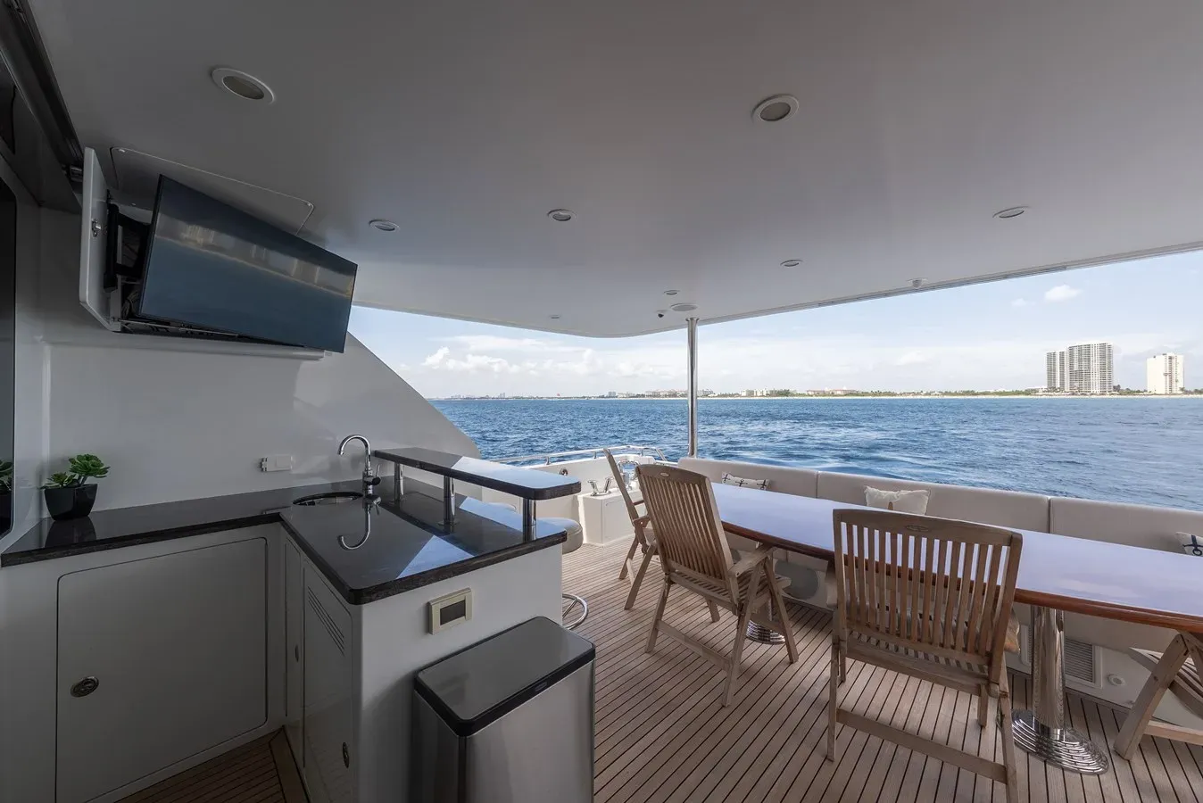 the best price on ABOAT TIME 2013