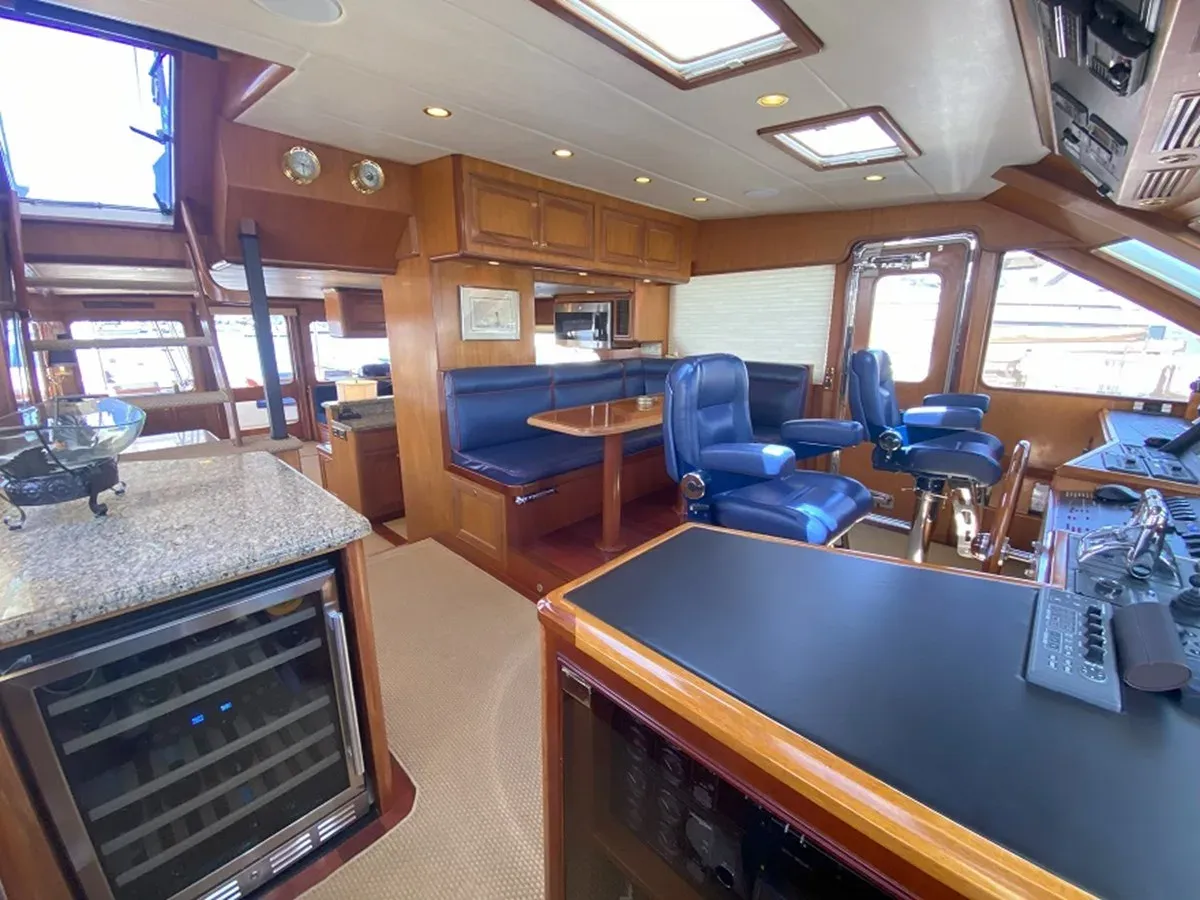 Buy a Tempus Fugit II 2005 at Shestakov Yacht Sales