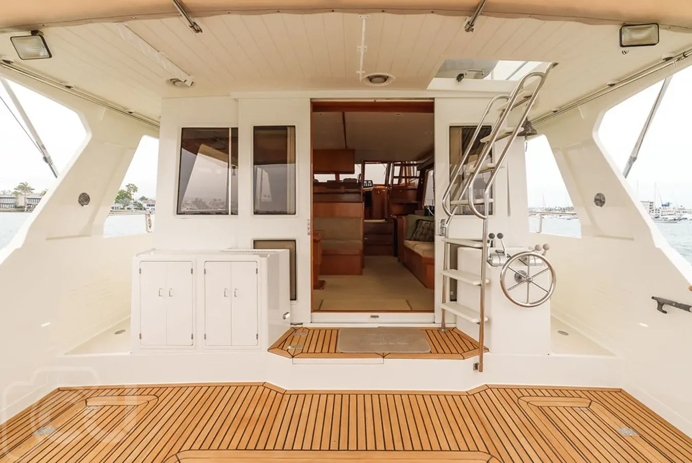 Island Girl yacht sale