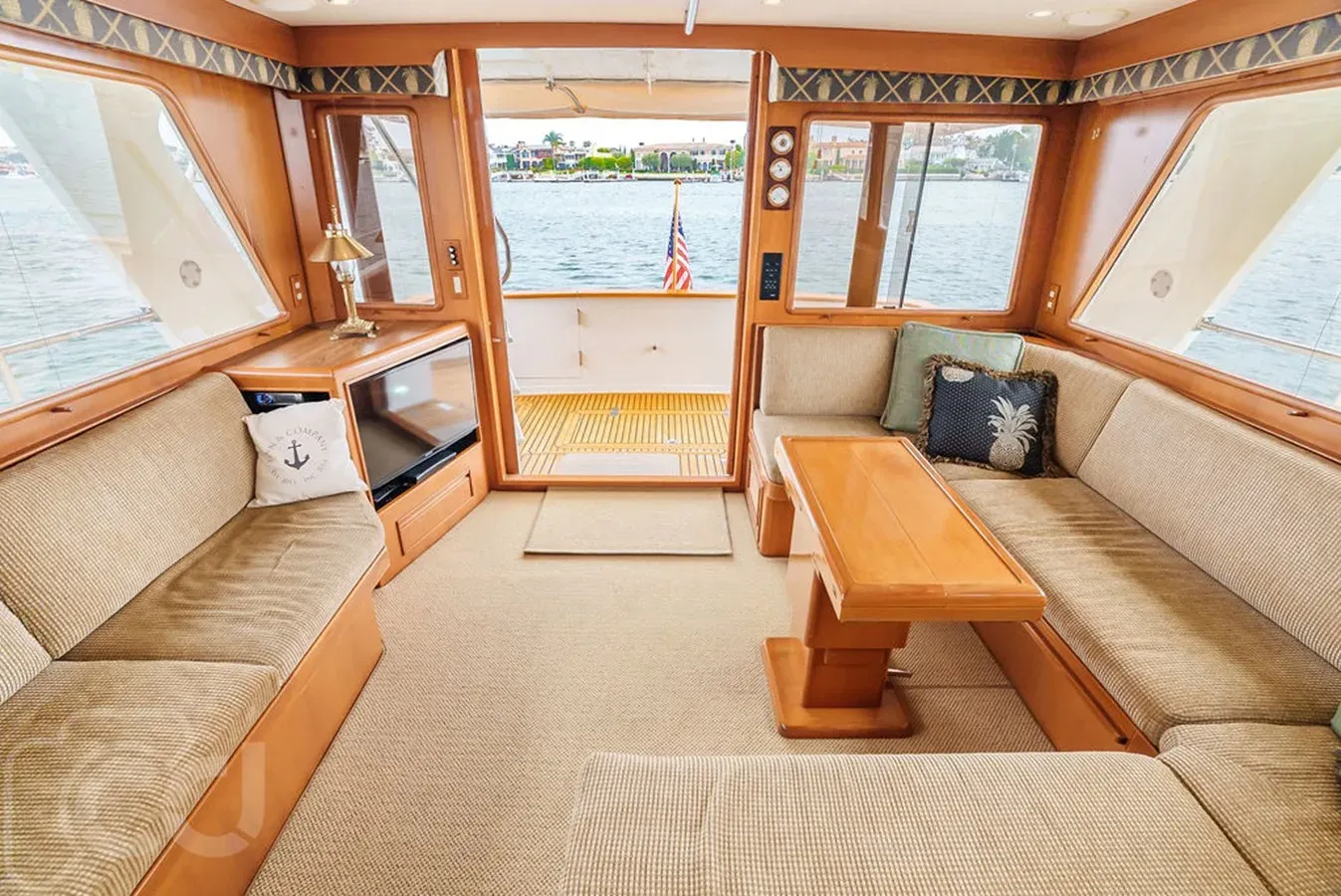 best yacht sales deals Island Girl 1999