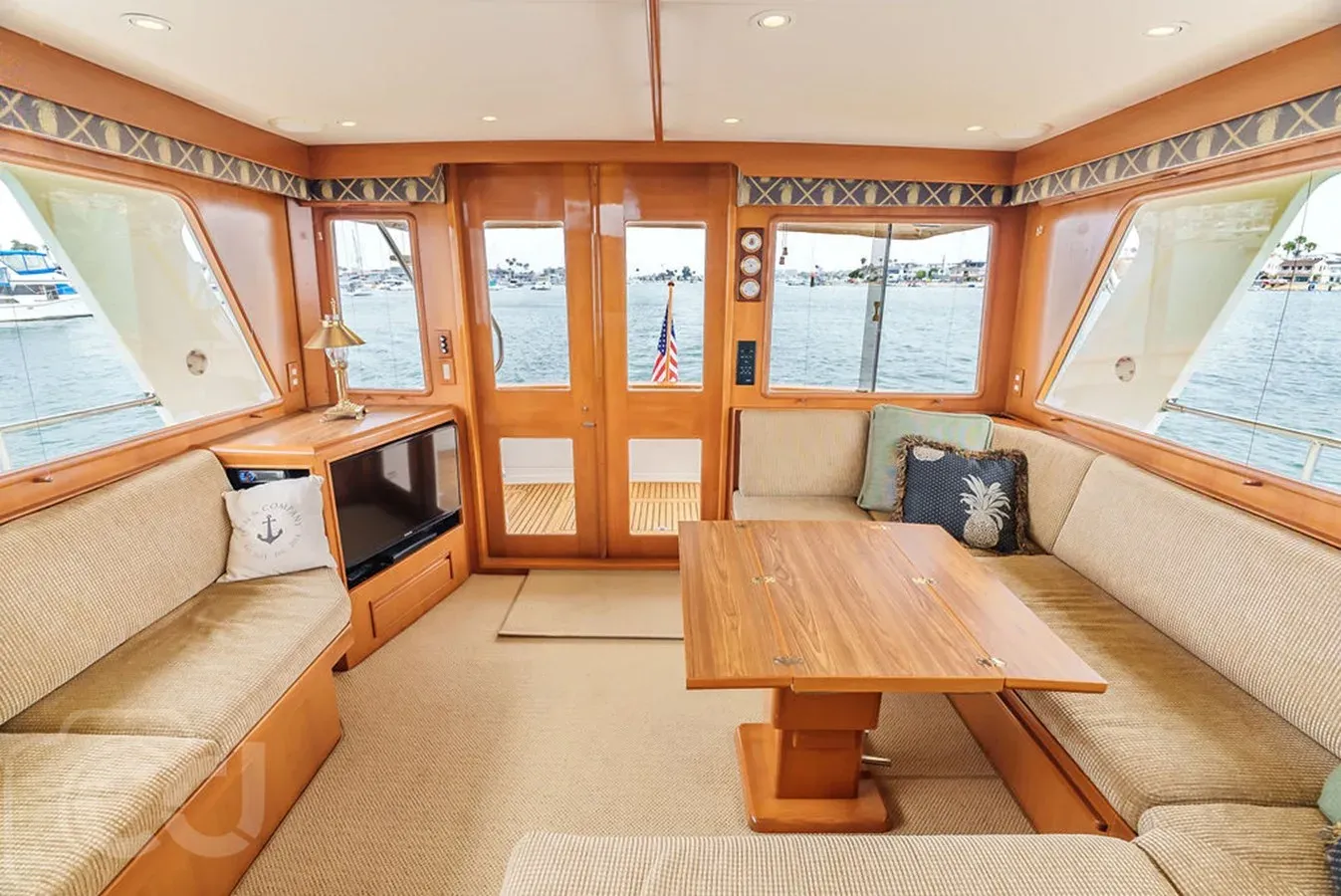 the best price on Island Girl Pilothouse