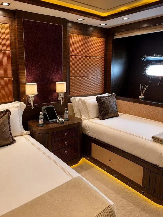 Buy a yacht RUSH