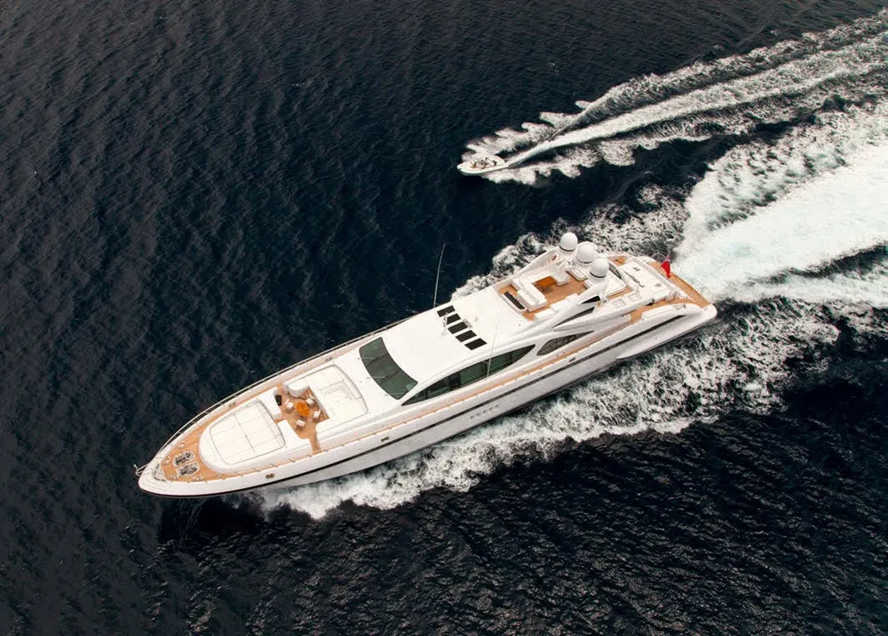 Buy a yacht RUSH 2010