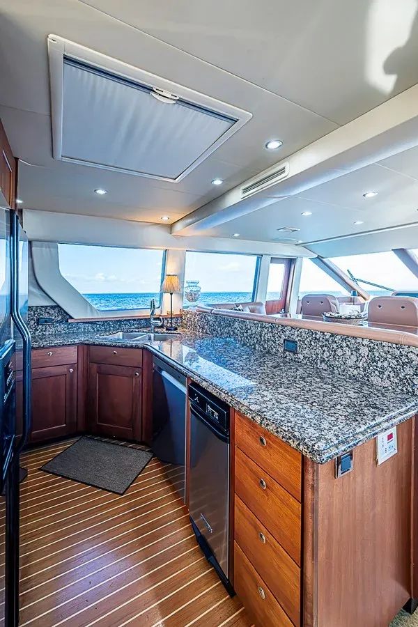 Buy a yacht Southerner 65ft 2005 Pacific Mariner Diamond