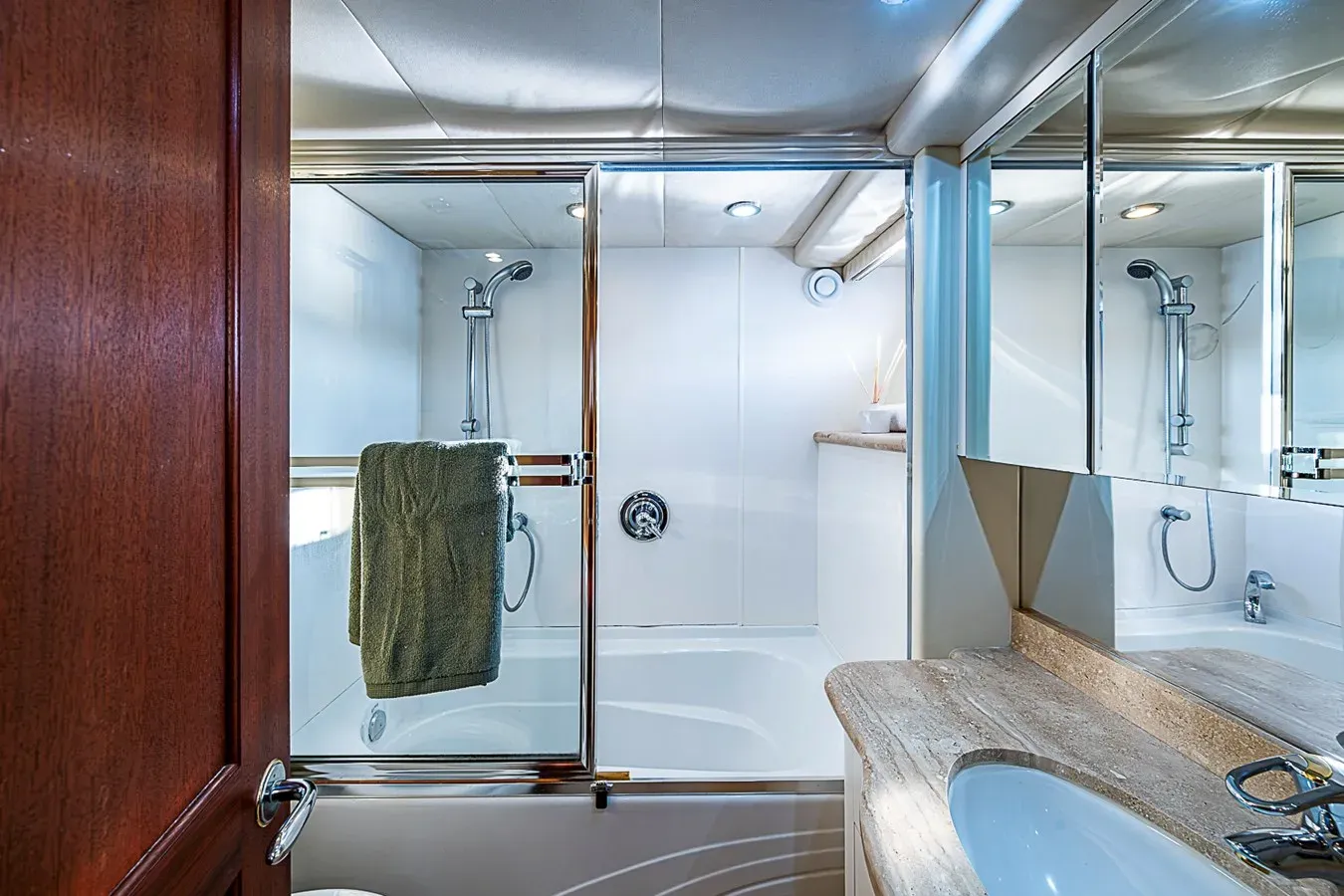 Buy a yacht Southerner - PACIFIC MARINER