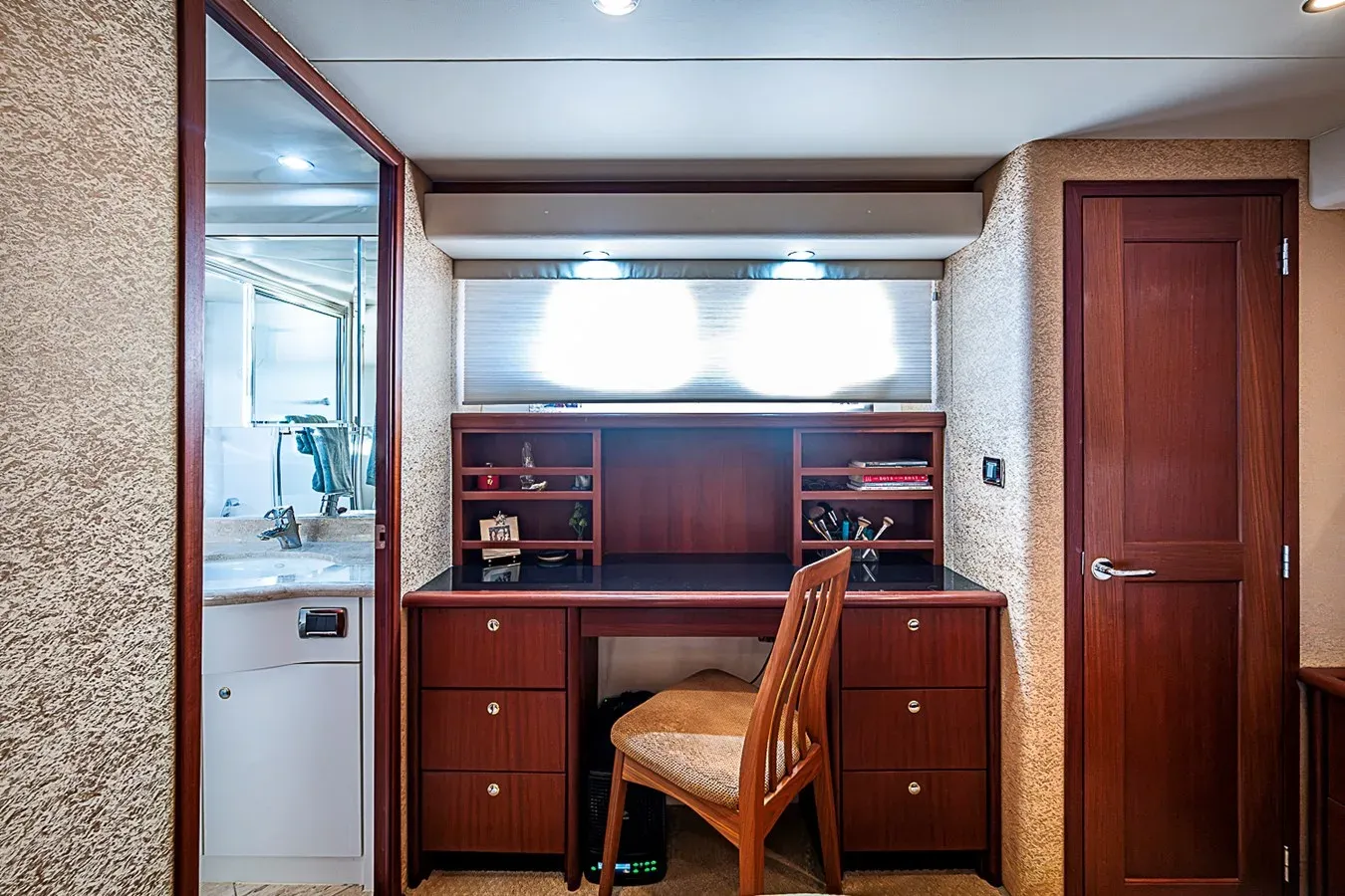 Buy a yacht Southerner