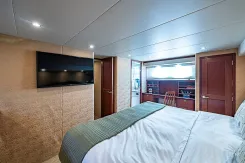 best yacht sales deals Southerner 65ft 2005 Pacific Mariner Diamond