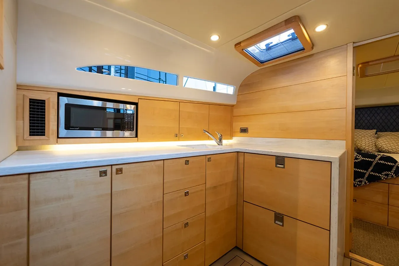 TCB Motor Yachts GT50