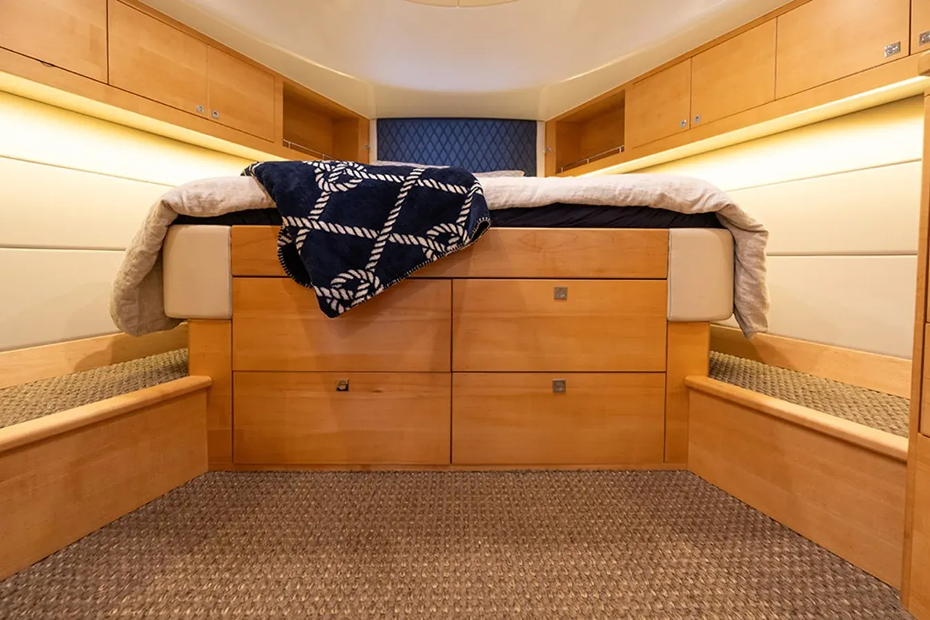 Buy a yacht TCB 50