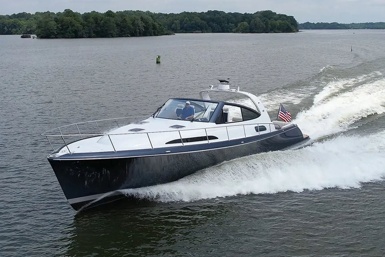 Buy a yacht TCB 2019