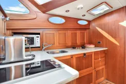 best yacht sales deals Louise - PALM BEACH