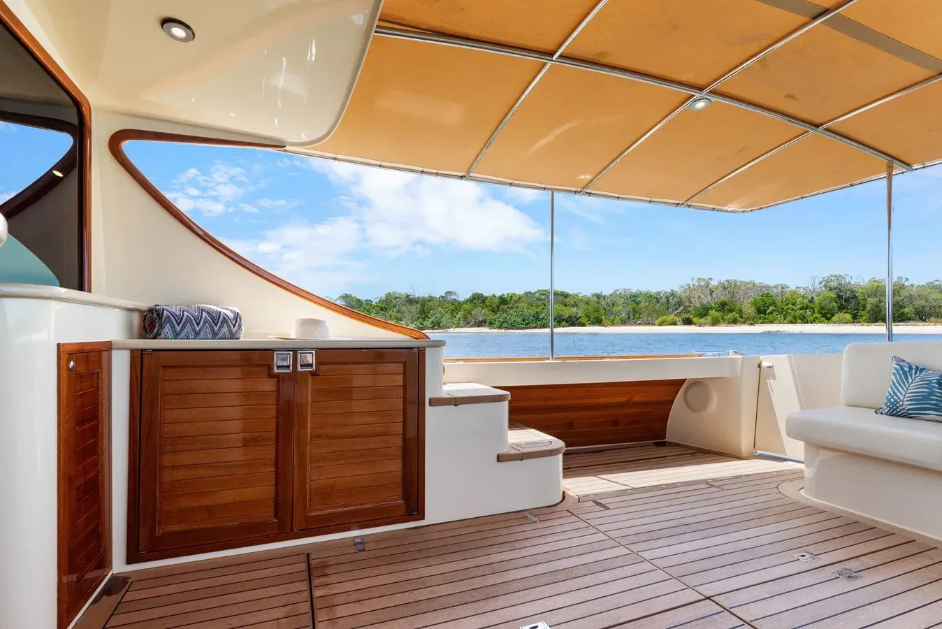 best yacht sales deals Malou - PALM BEACH