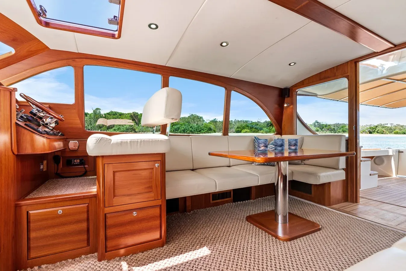 Buy a yacht Malou 55