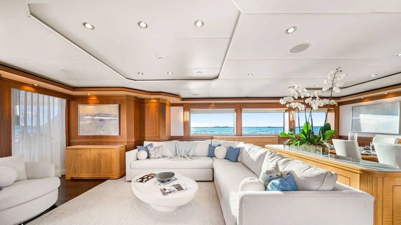 Купить яхту BLACKSHEEP 124 в Shestakov Yacht Sales