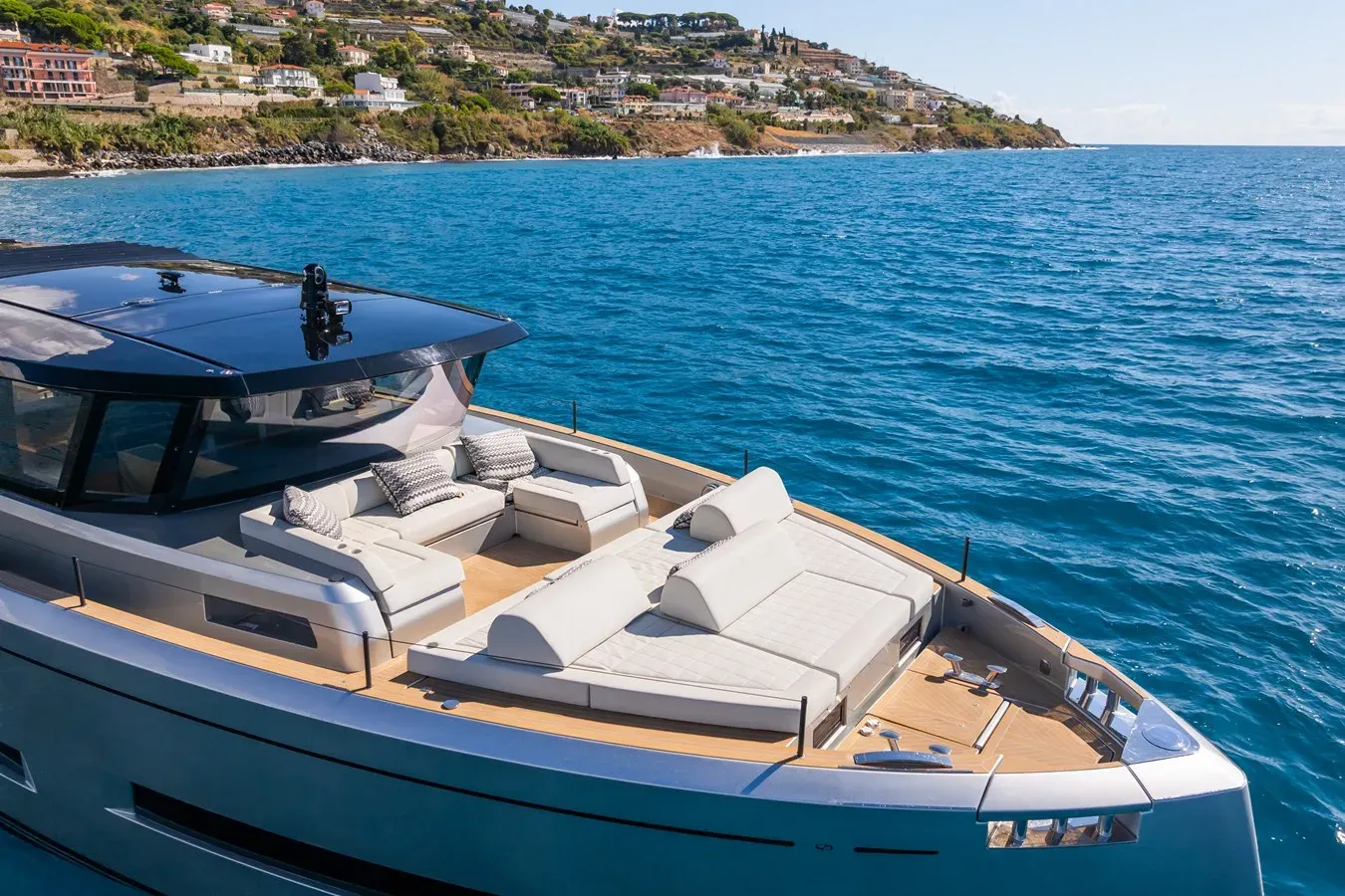 Buy a SIMON - PARDO YACHTS at Shestakov Yacht Sales