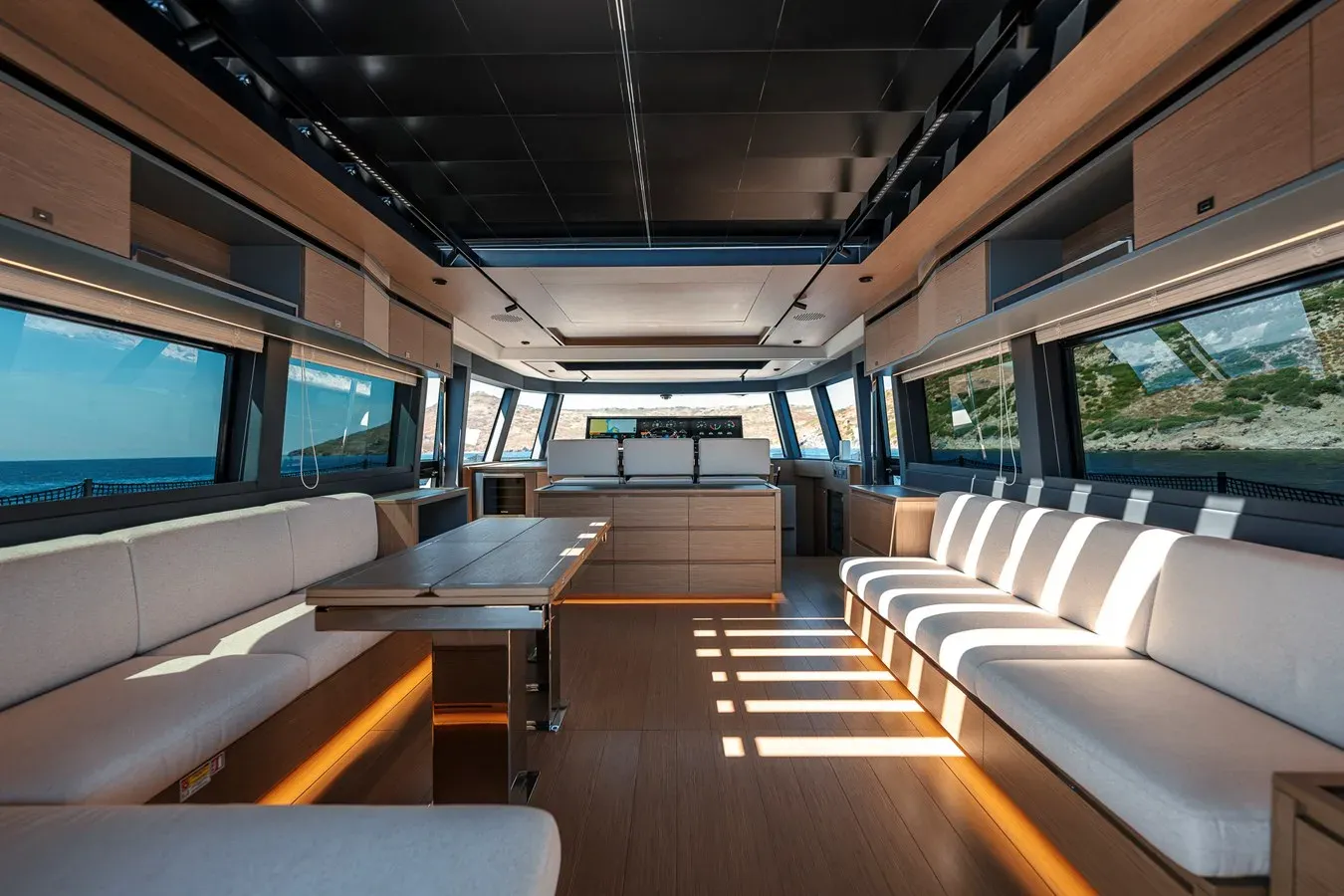 LUCKY LUKA yacht sale