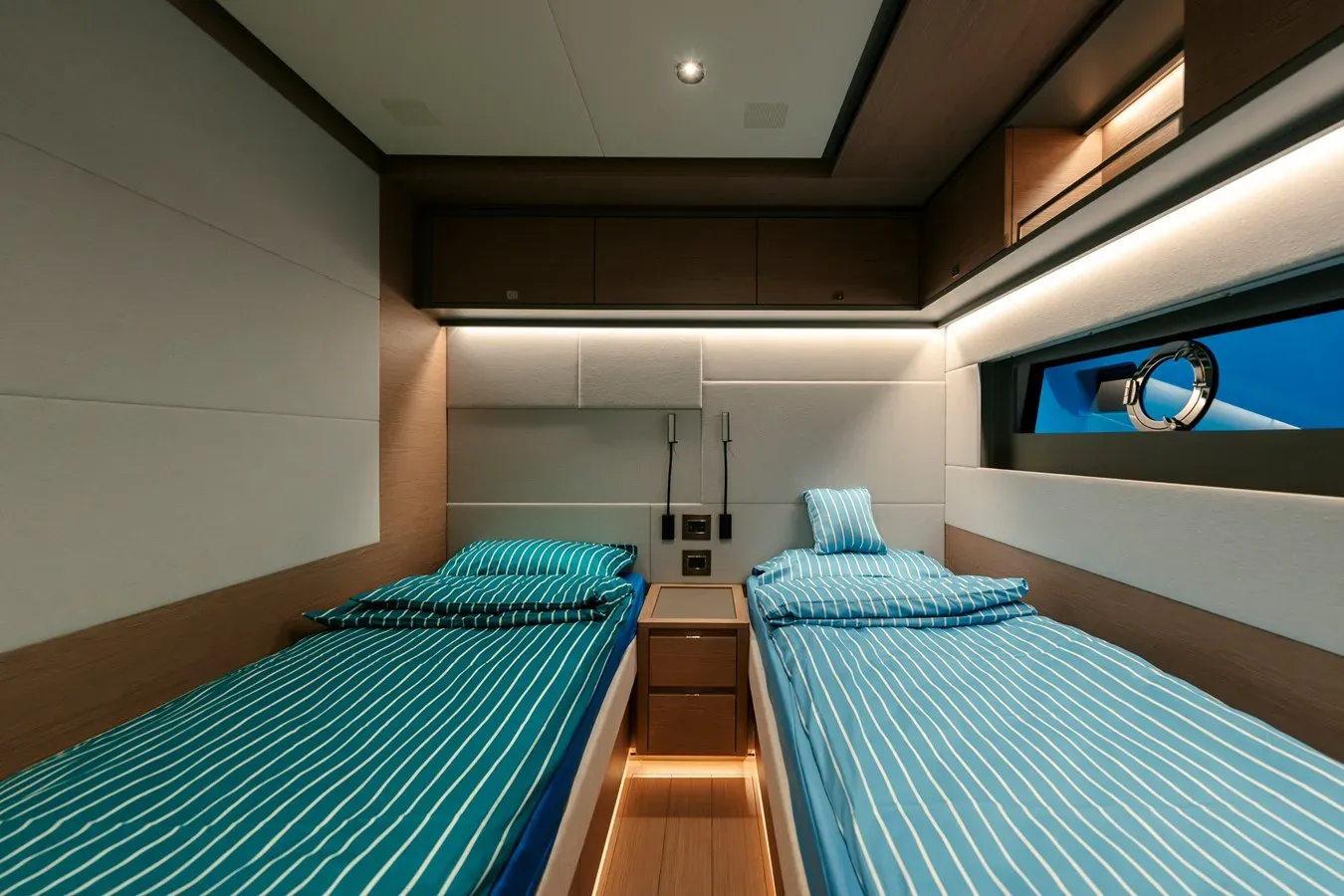 best yacht sales deals LUCKY LUKA - PARDO YACHTS