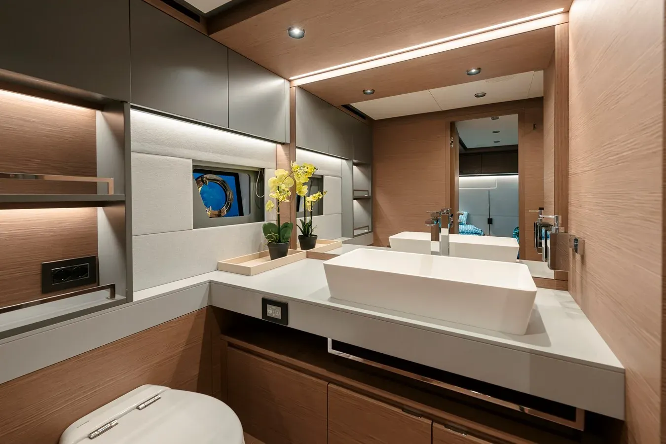 Buy a LUCKY LUKA at Shestakov Yacht Sales