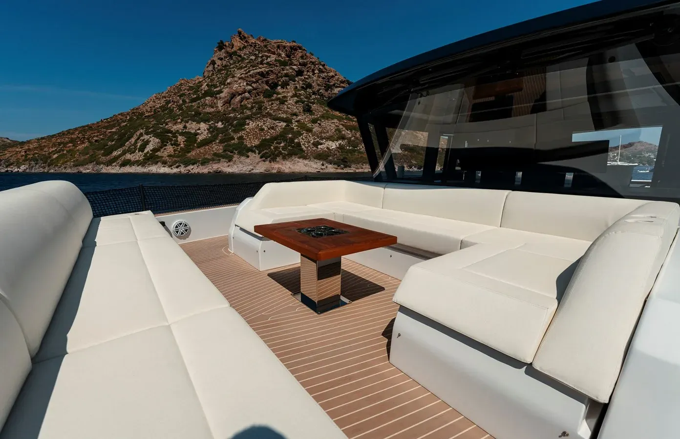 best yacht sales deals LUCKY LUKA