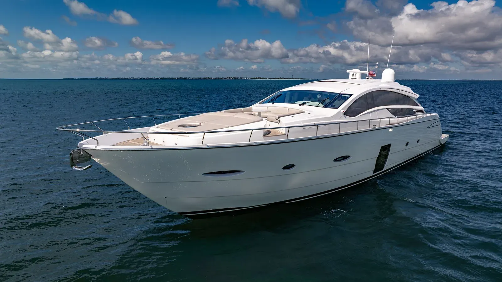 HAWK - PERSHING yacht sale