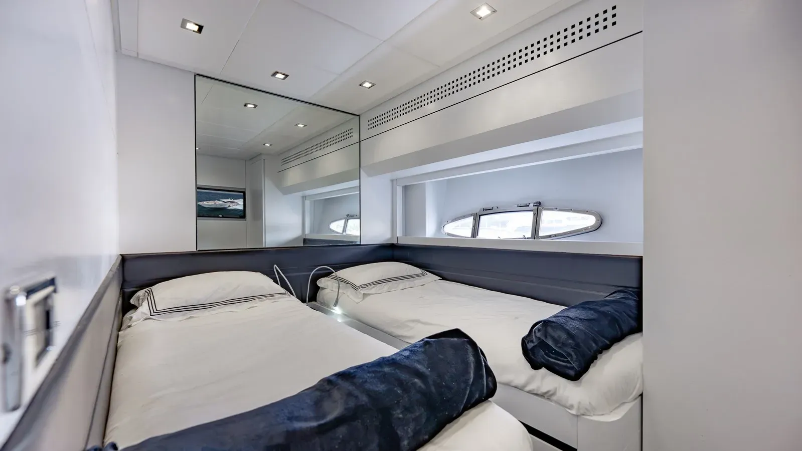 HAWK 80 yacht sale