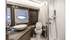 best yacht sales deals DOUBLE OR NOTHING - PERSHING