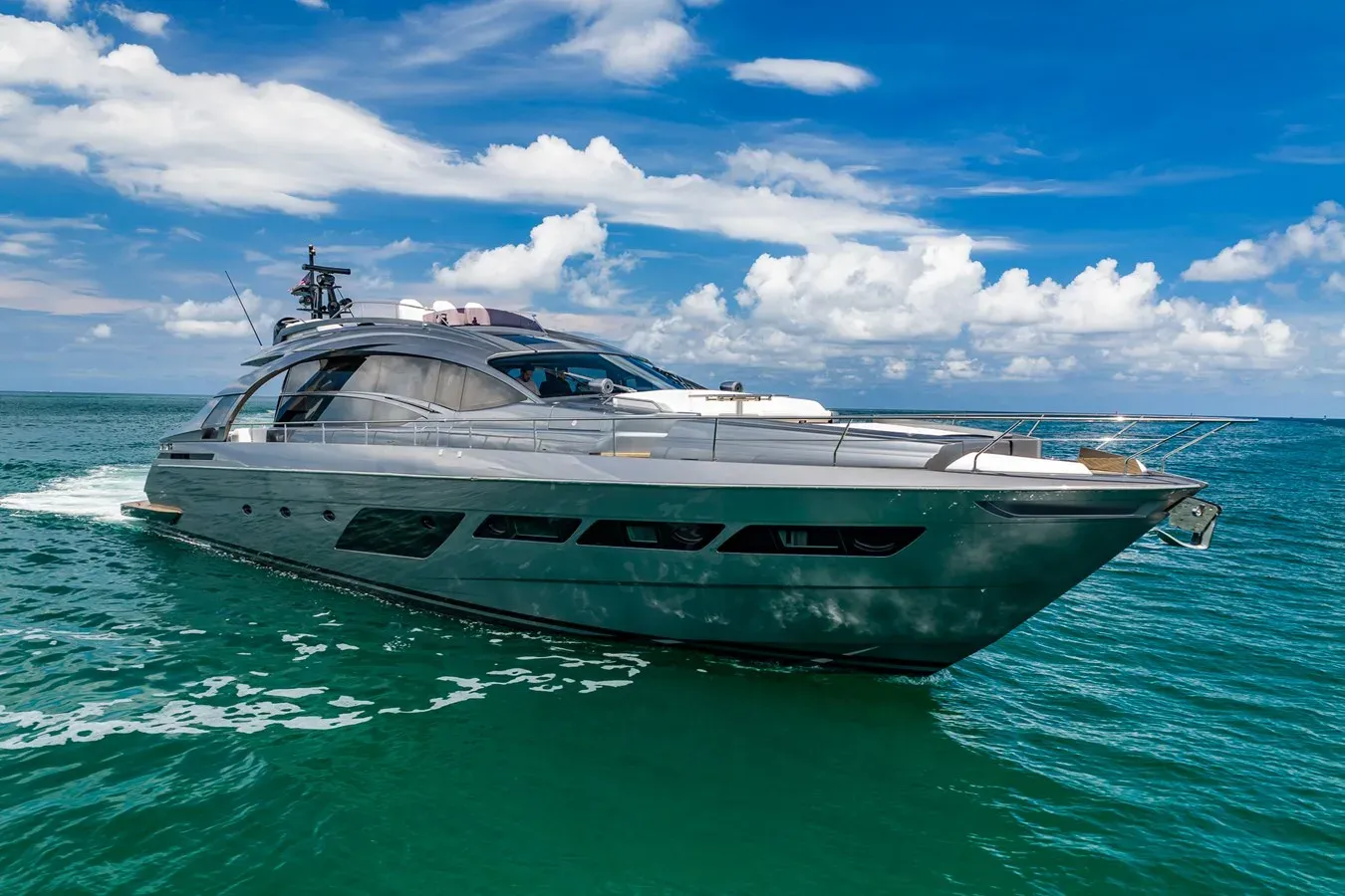 ON THE MOVE - PERSHING yacht sale