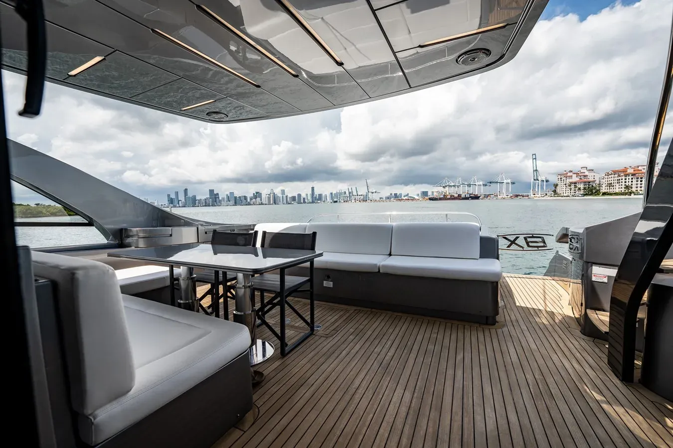 best yacht sales deals ON THE MOVE - PERSHING