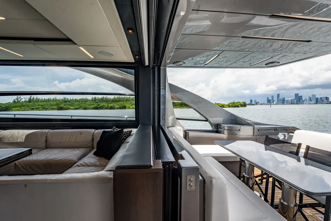the best price on ON THE MOVE - PERSHING