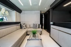 ON THE MOVE - PERSHING yacht sale