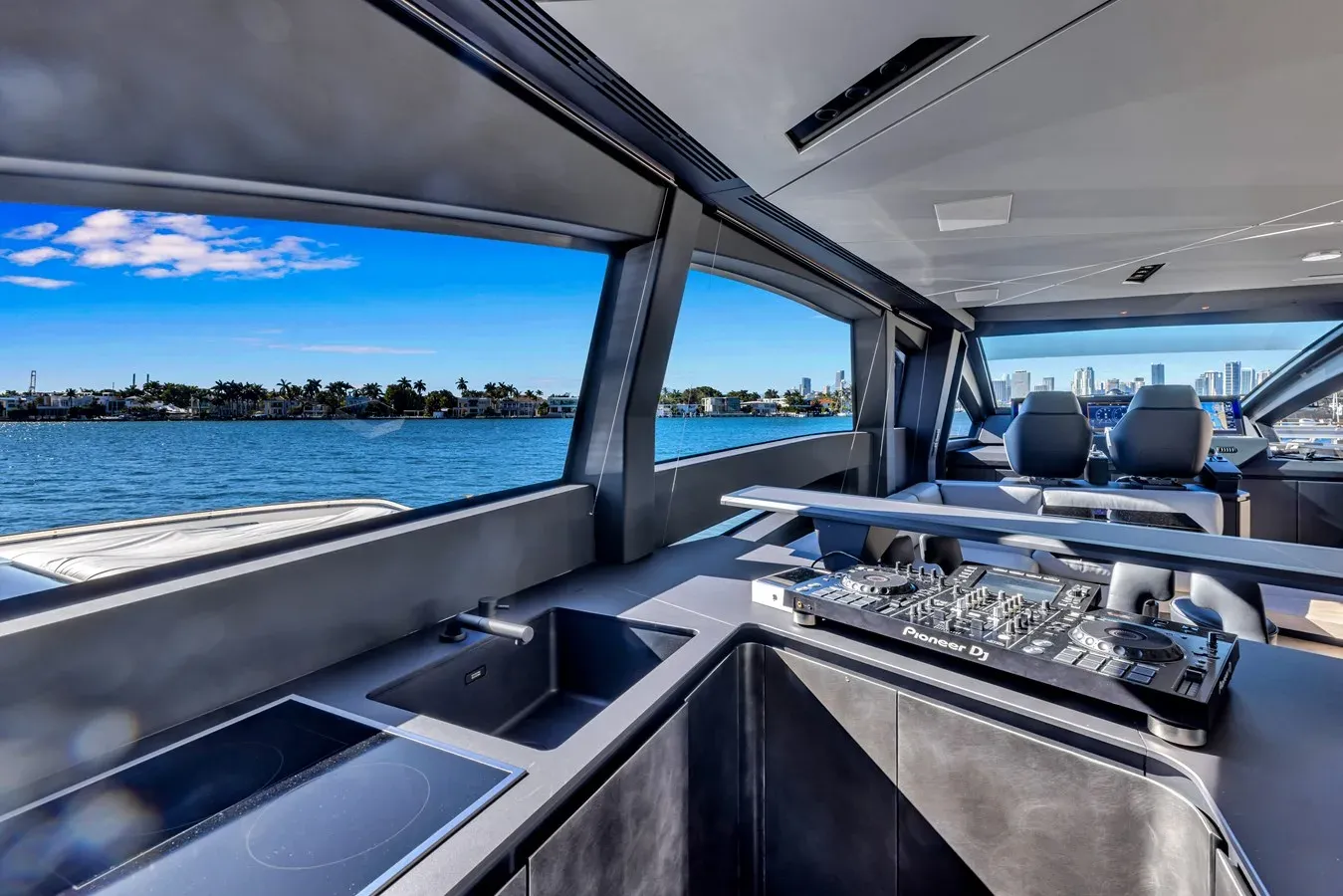 CIAO - PERSHING yacht sale