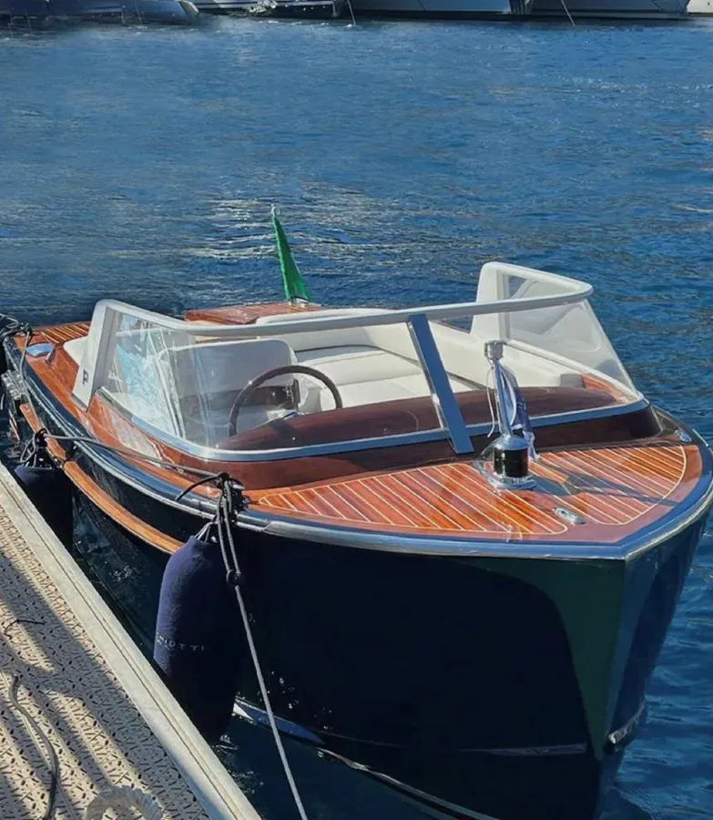 best yacht sales deals Tender Gentleman - PICCHIOTTI