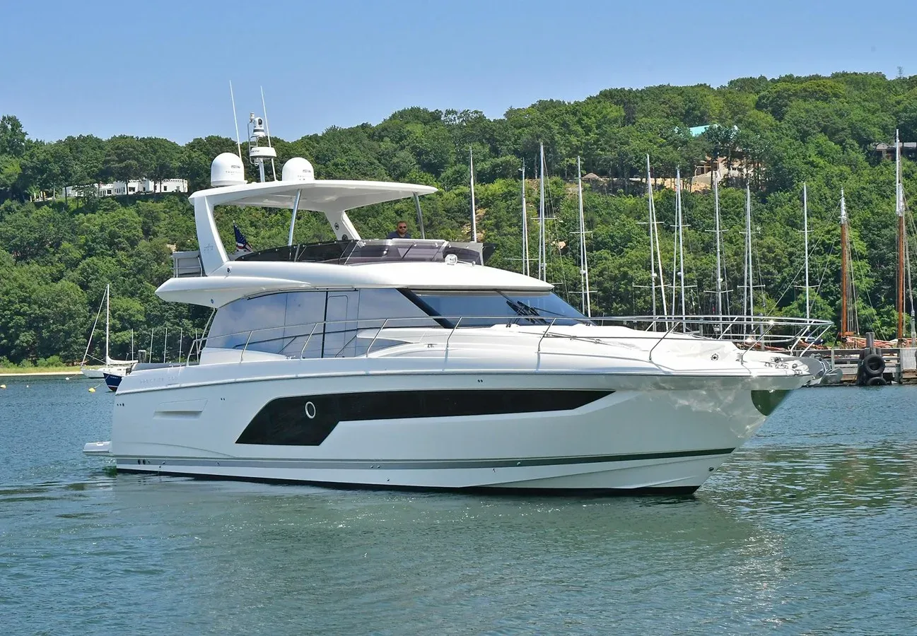 the best price on 2020 Prestige 59ft