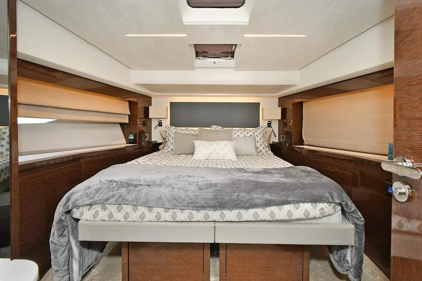 best yacht sales deals 2020 Prestige 59ft 2020